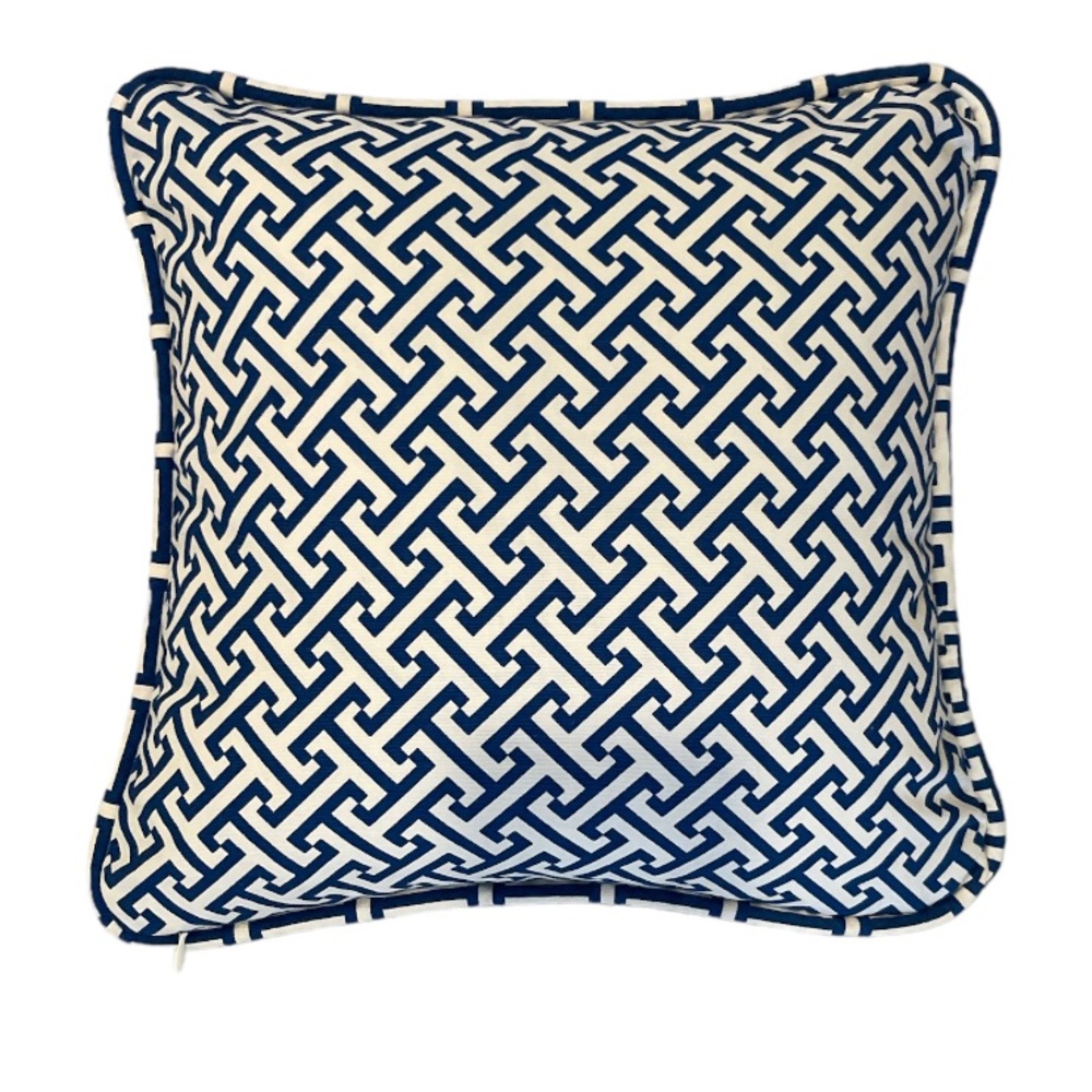 16x16 set of 2 new Quadrille Blue Throw Pillows with Inserts